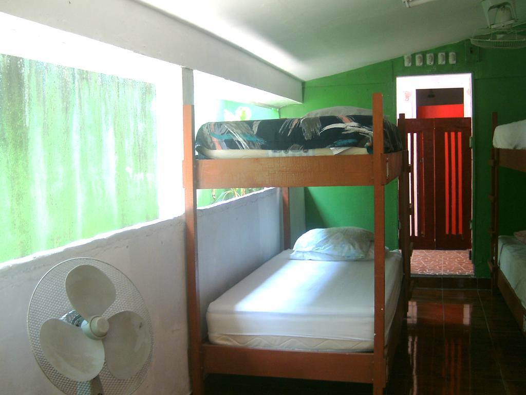 Hostel Tadeo San Juan Del Sur Quarto foto